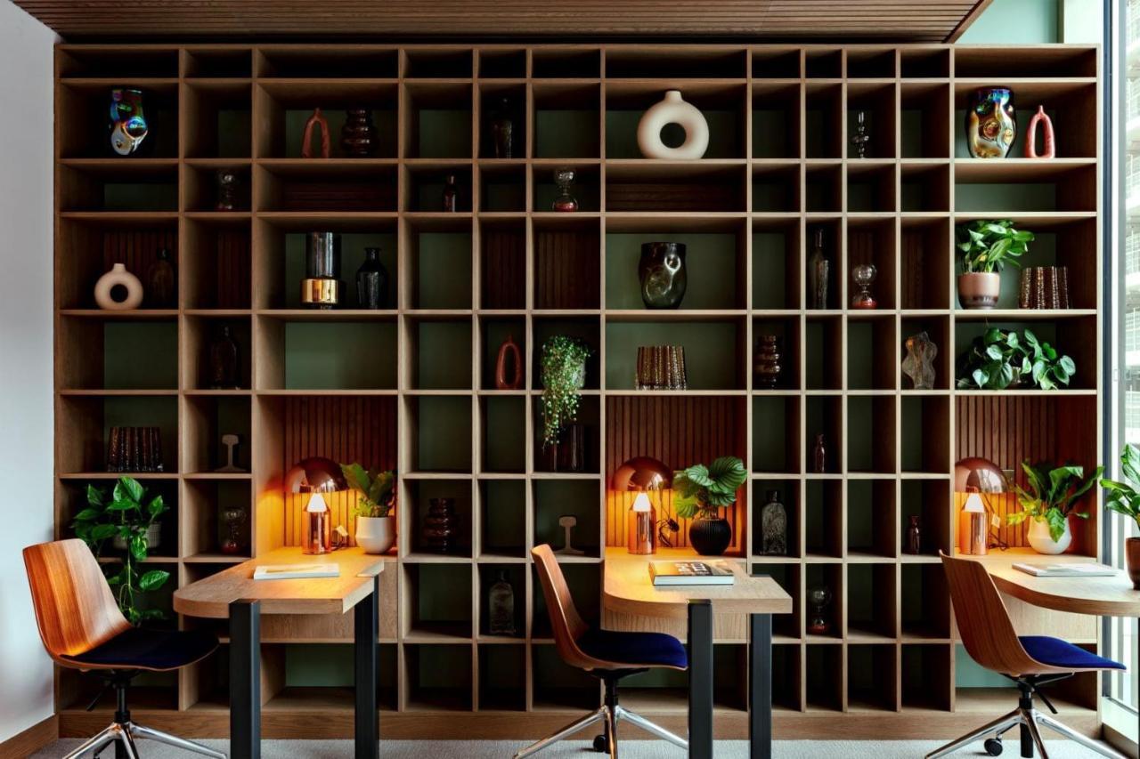 Coppermaker Square In Stratford * Лондон
