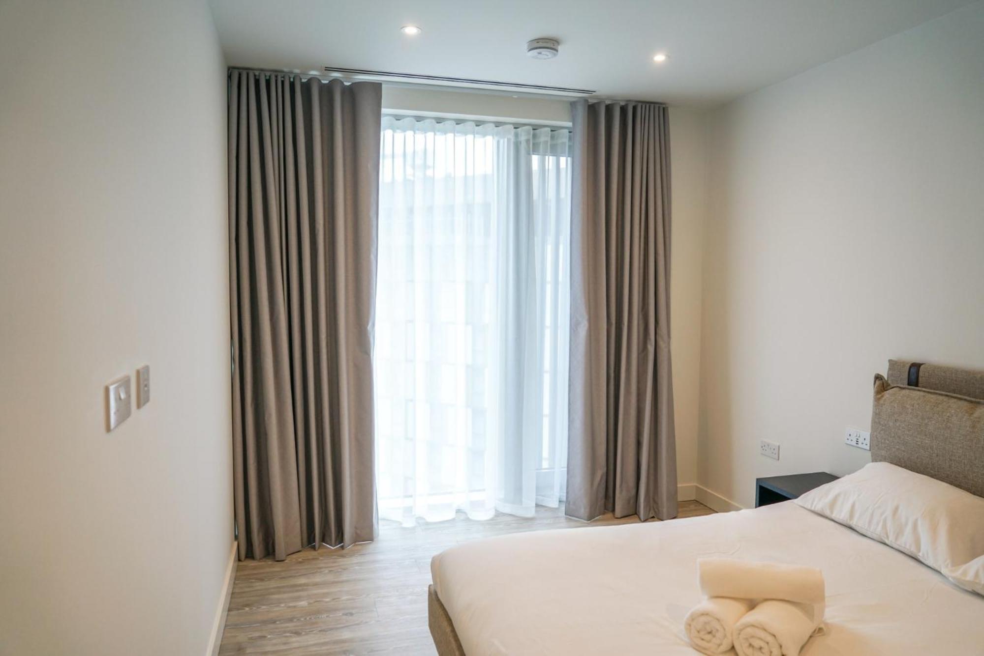 Апарт-отель Coppermaker Square In Stratford Лондон
